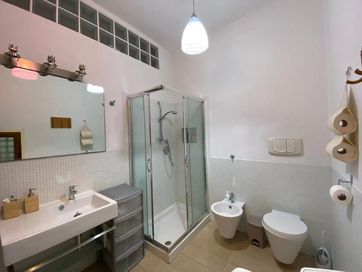 Appartamento Via Azuni Cagliari Appartement