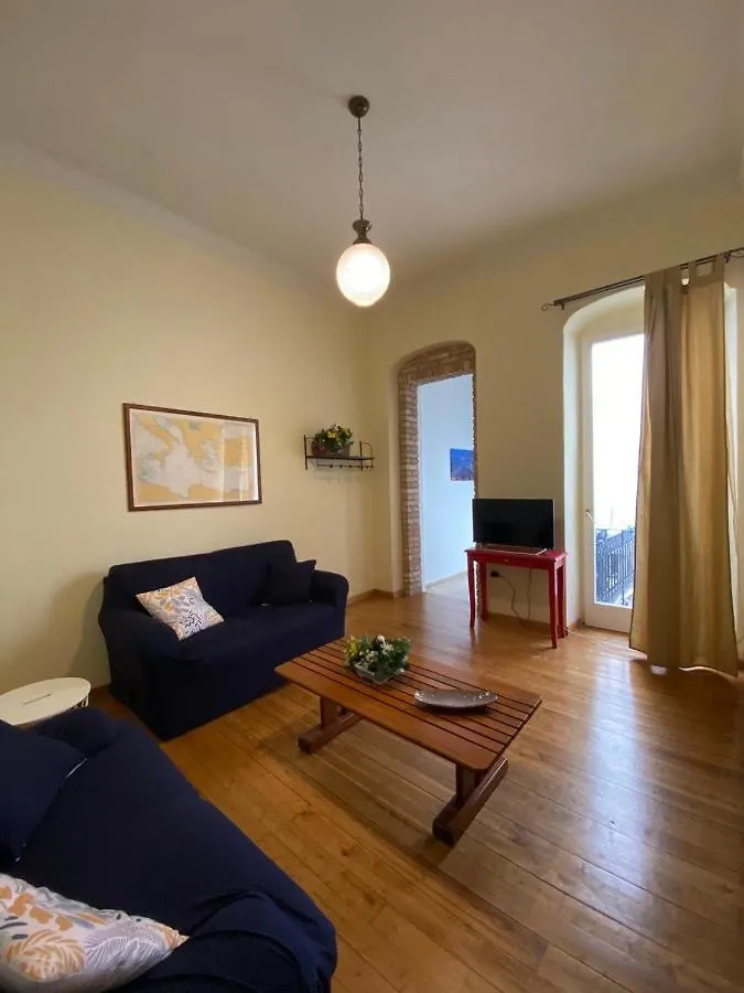 Appartamento Via Azuni Cagliari 0*,  Italië